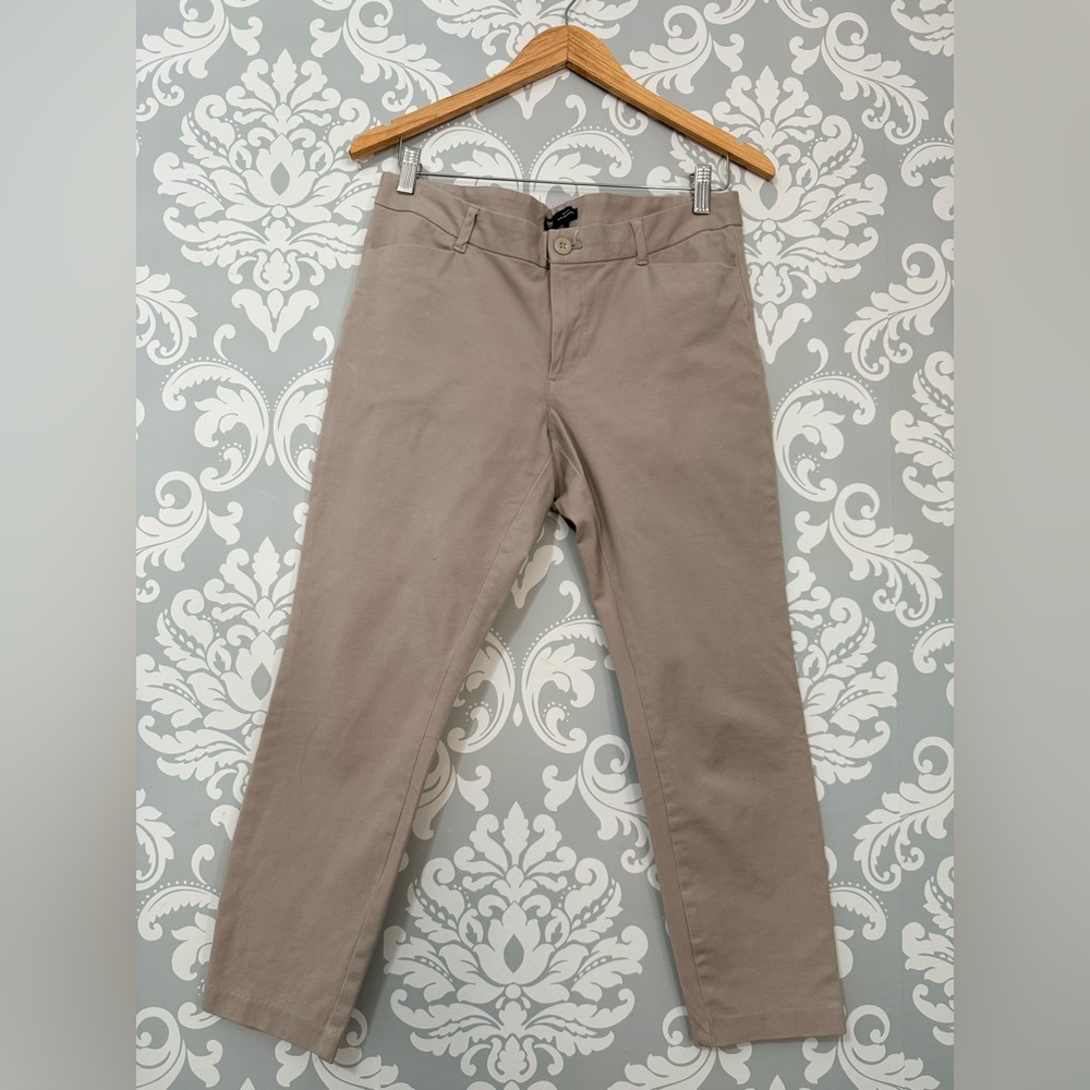 4/$25 • Gap Slim City Beige Ankle Trousers